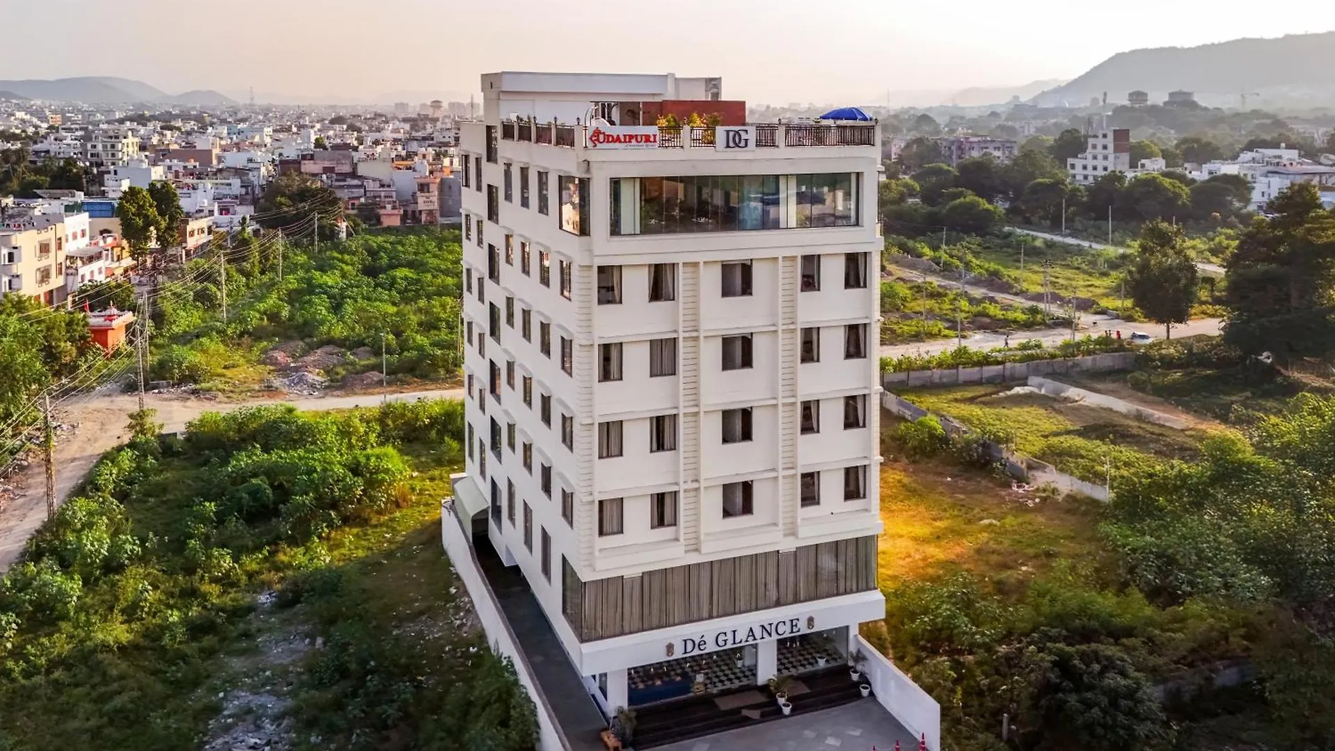 Hotel De Glance - A Corporate Hotel Near To Railway Station 烏代浦 4*,