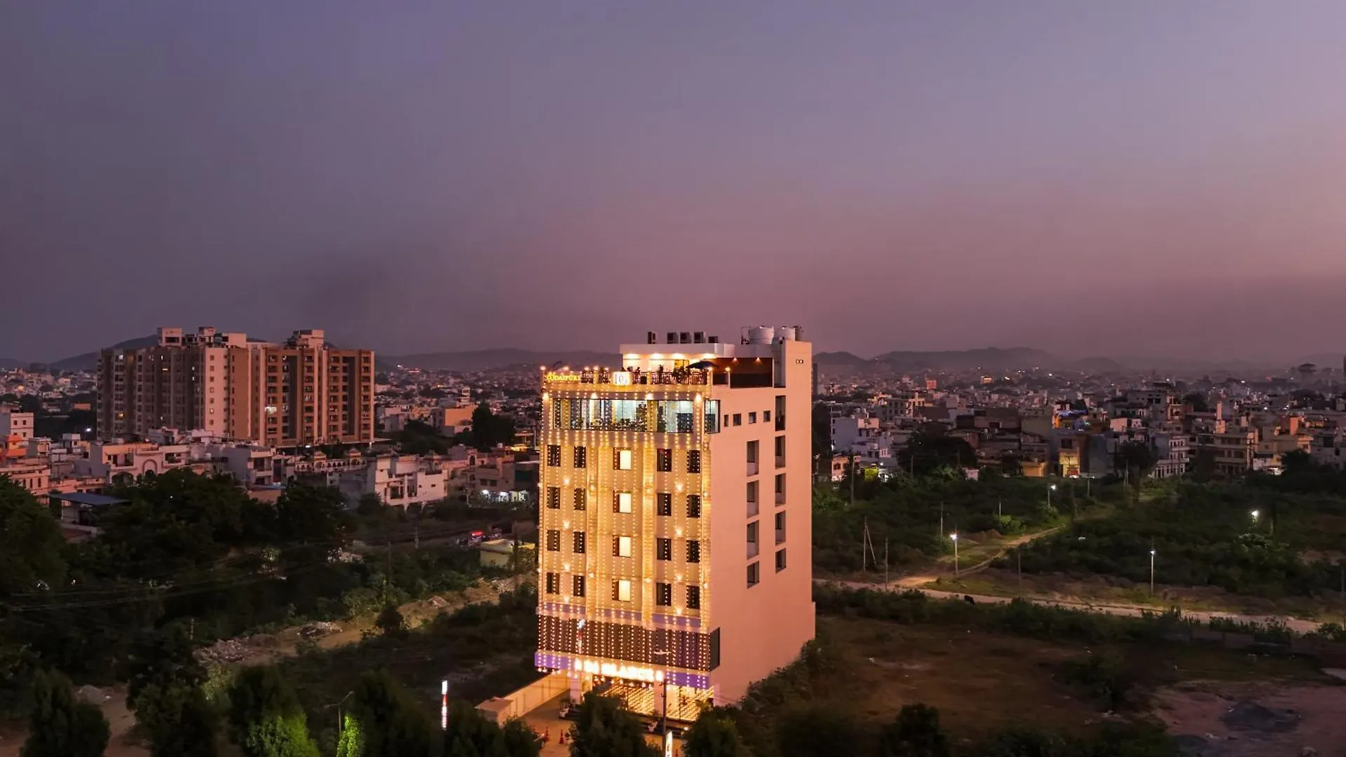 Hotel De Glance - A Corporate Hotel Near To Railway Station 우다이푸르