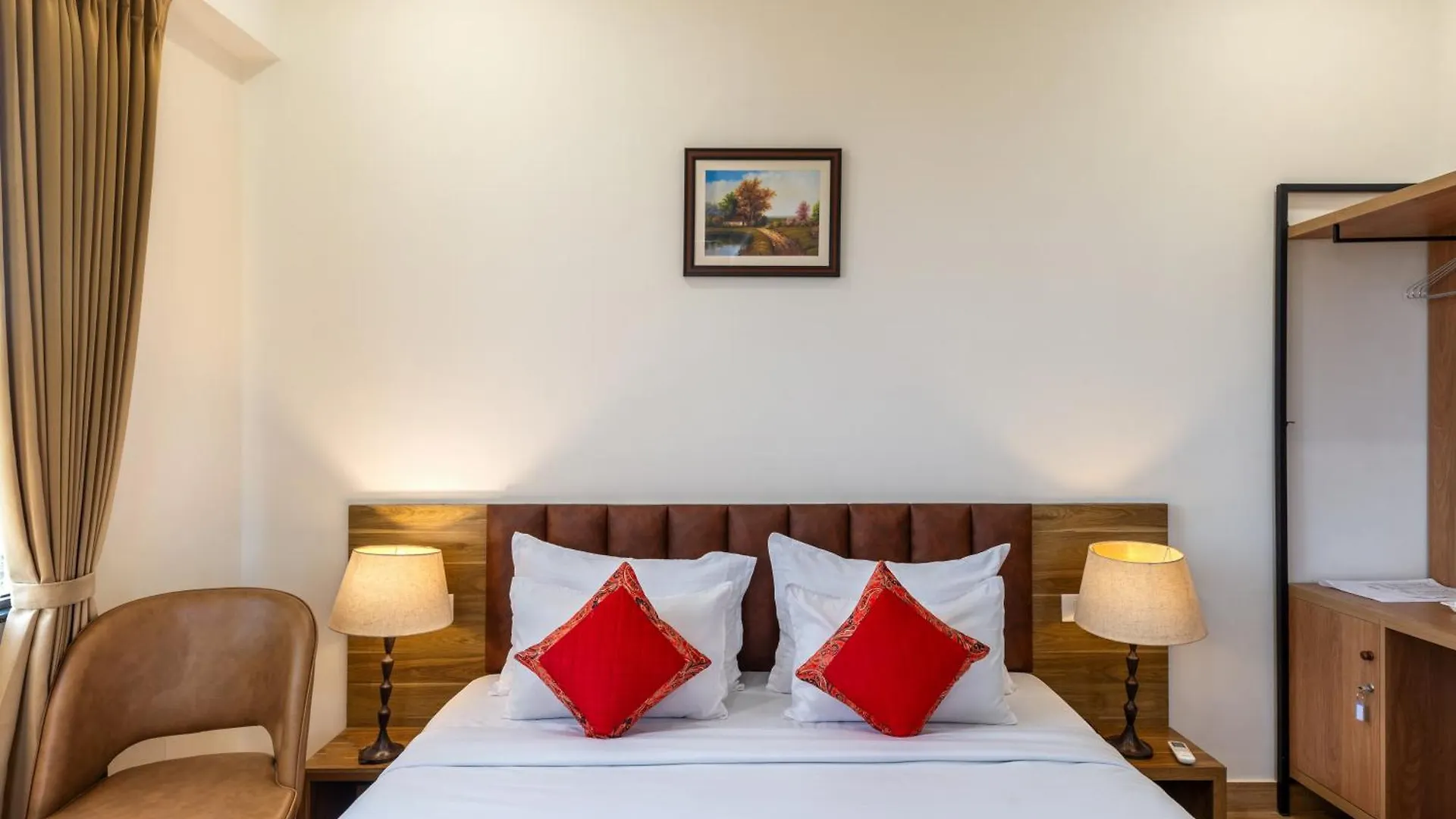 Hotel De Glance - A Corporate Hotel Near To Railway Station 우다이푸르 4*,  인도