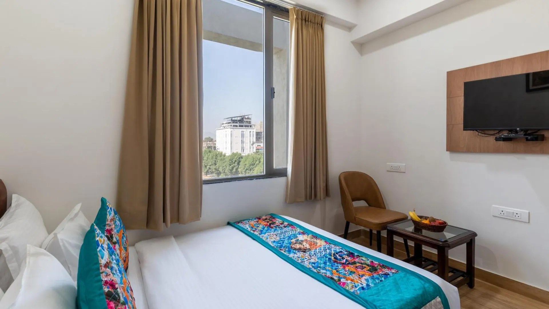 Hotel De Glance - A Corporate Hotel Near To Railway Station 우다이푸르